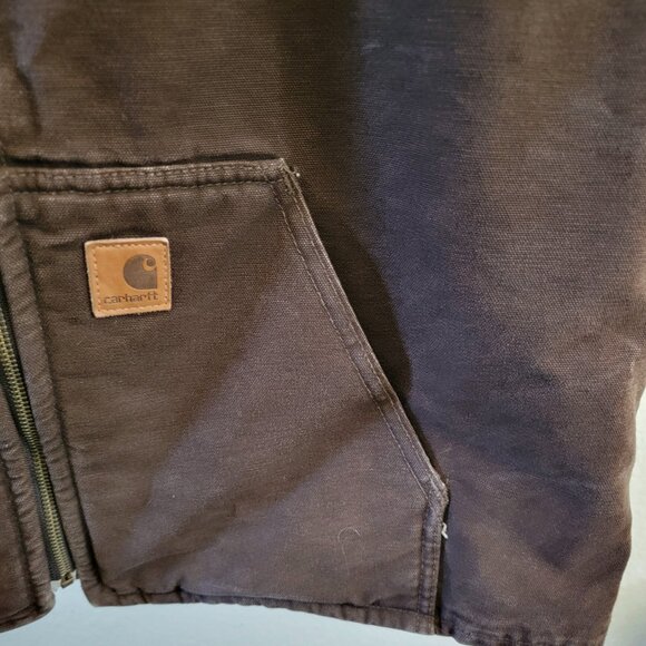 Carhartt Men's dark brown vest. - Picture 5 of 7